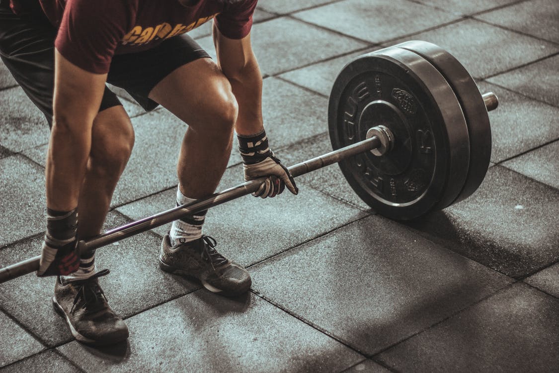 A Beginner’s Guide to the Gym: How to Start and Succeed
